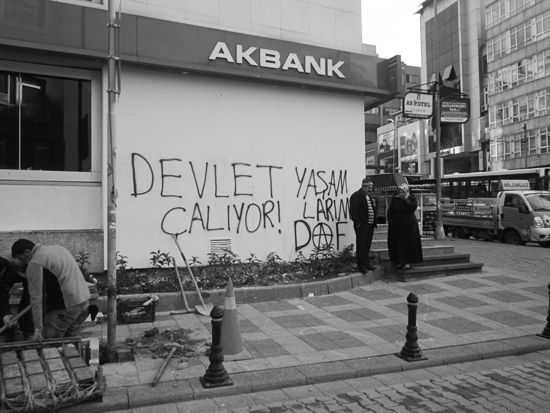 devrimci anarşist faaliyet isyan