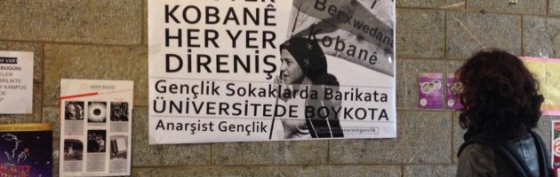 Gençlik Sokaklarda Barikata Üniversitelerde Boykota