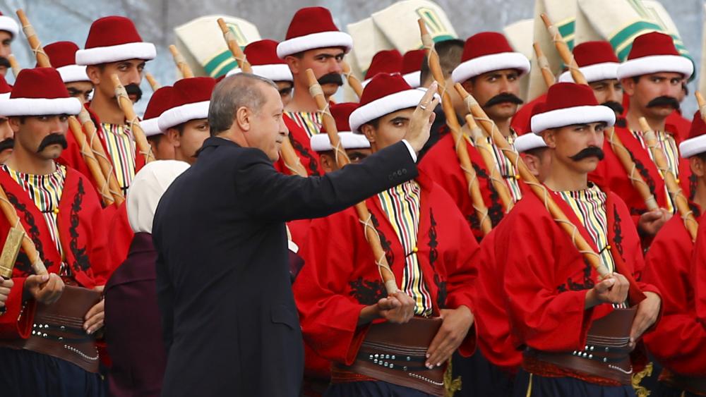 Meydan Gazetesi- Siyasetin Yeni Sembolleri