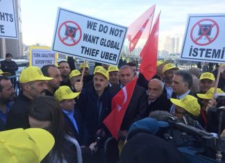 Taksicilerden UBER’e tehdit!