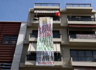 Anarşistler Girit’teki Almanya Konsolosluğunu İşgal Etti