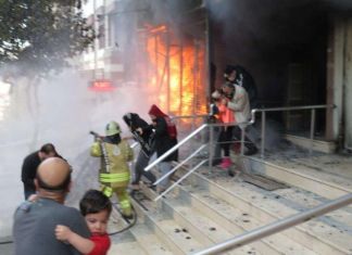 Maltepe’de Yangın: 1’i Çocuk 3 kişi Dumandan Etkilendi