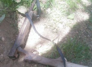 10 Yaşındaki Çocuk Tüfekle Oynadıktan Sonra Kendisini Vurdu