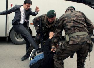 Soma’nın Tekmecisinin Özrü: “Günah Keçisi İlan Edildim”