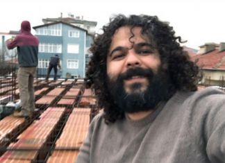 Önce Üniversiteden Şimdi de İnşaattaki İşinden Atıldı