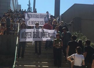 Boğaziçi Üniversitesi Öğrencileri Zamlara Karşı Eylemde