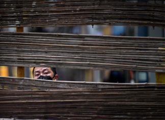 Özgürlük Wuhan’da QR Koda Sıkıştırıldı