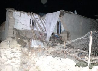 Diyarbakır’da Kerpiç Ev Çöktü İki Kardeş Öldü