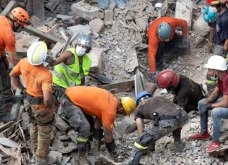 Beyrut’ta Bir Ay Sonra Enkaz Altından Nabız Sesi Duyuldu