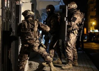 İstanbul’da Ev Baskınları: 19 Gözaltı