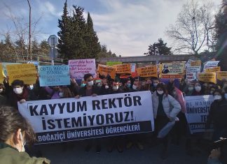 #KayyumRektörİstemiyoruz|Boğaziçi Üniversitesi Öğrencileri Melih Bulu’ya Karşı Eylemde