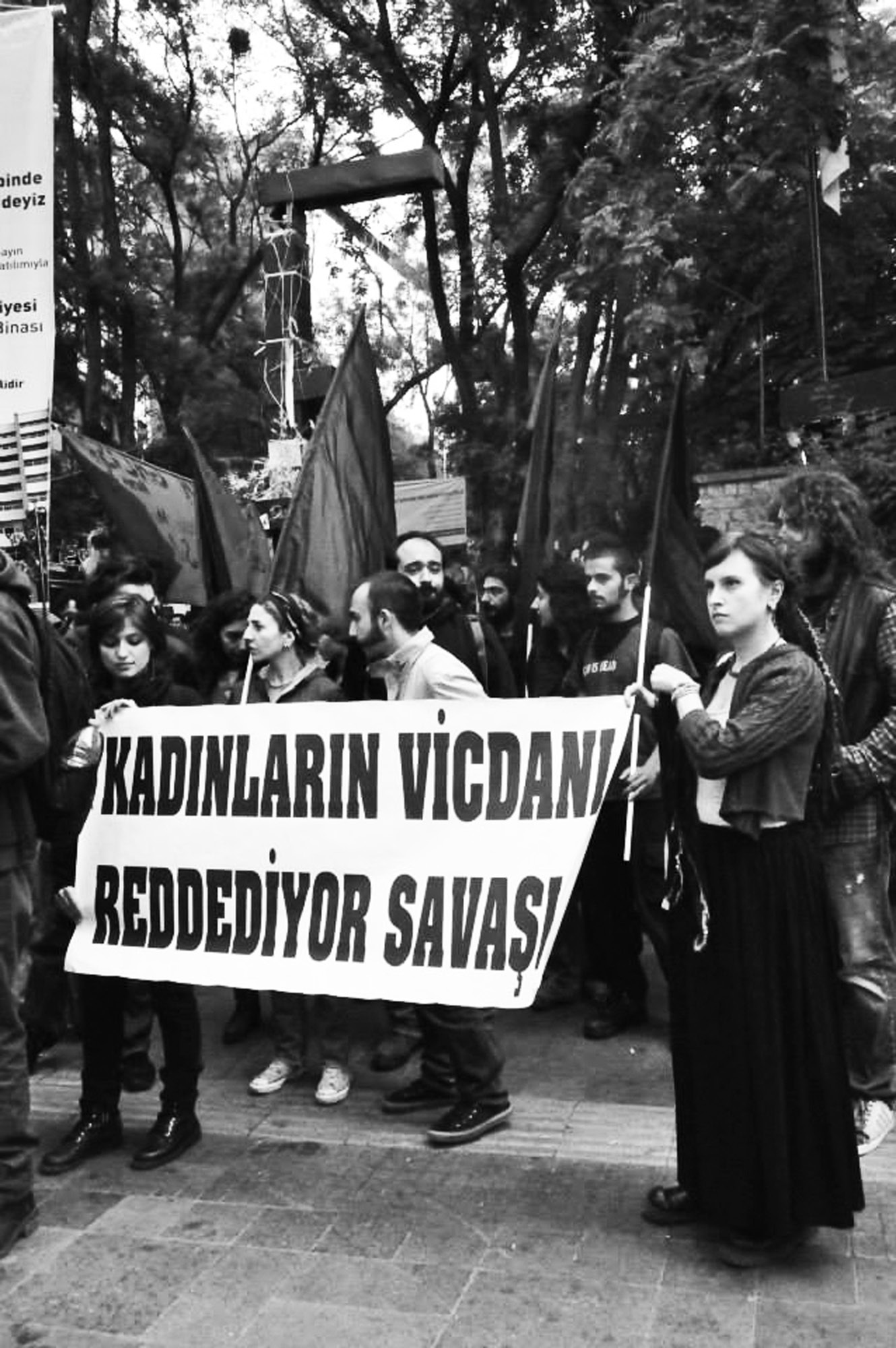 Anarşist Kadınlar  Vicdani Retlerini Açıkladılar