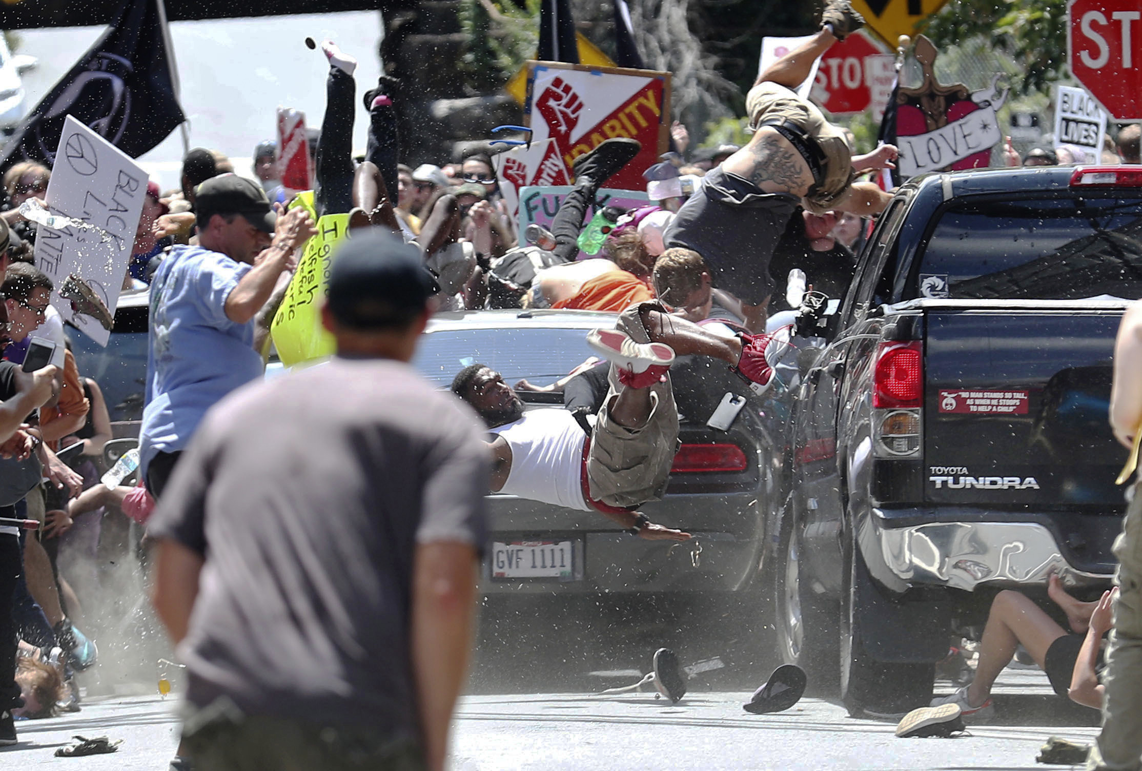 Kavga Edenler Kaybetmez  Heather Heyer Yaşayacak